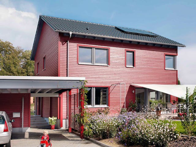 E 20-148.6 - Haus in rot von SchwörerHaus – Fertighaus mit Preisangabe